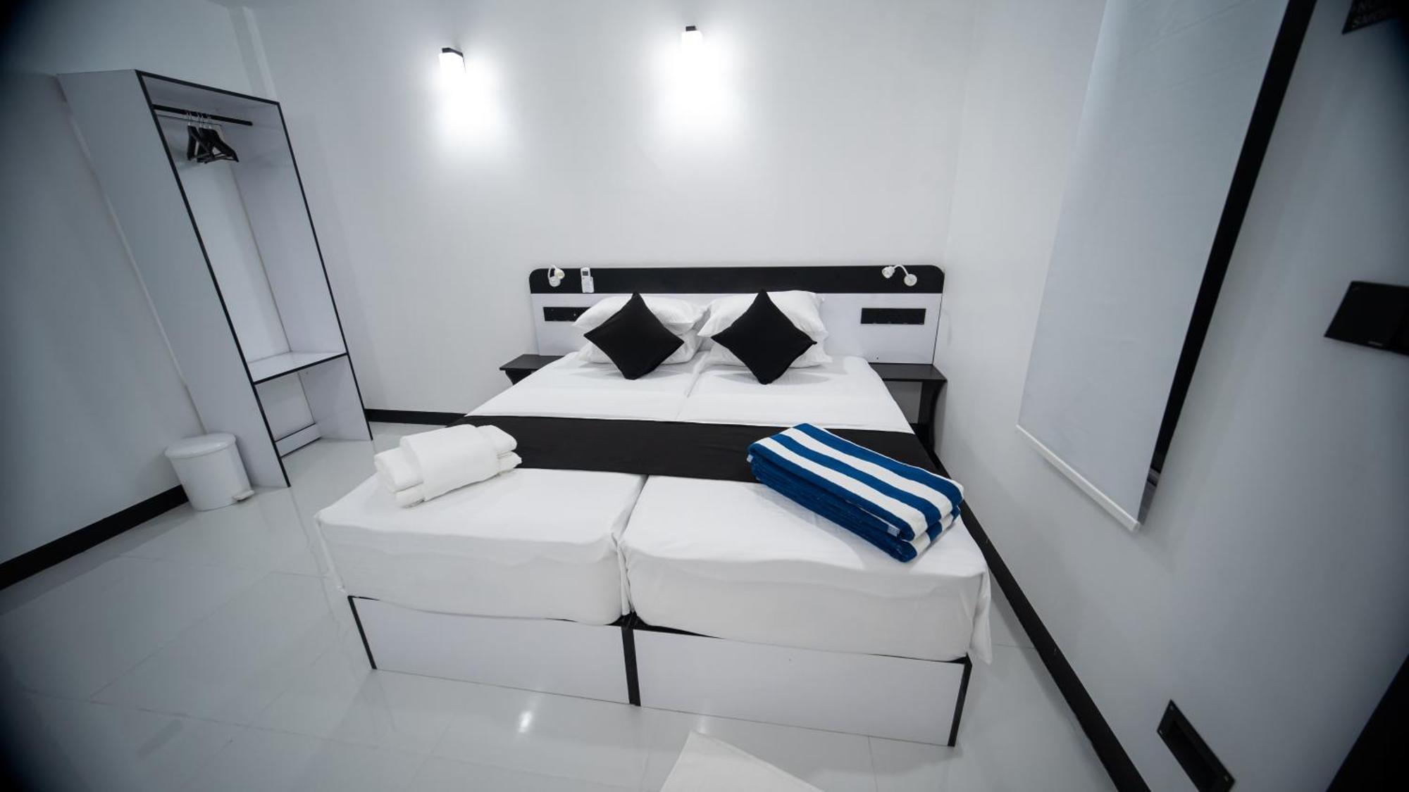 Sunset Beach Stay At Mathiveri Exterior photo